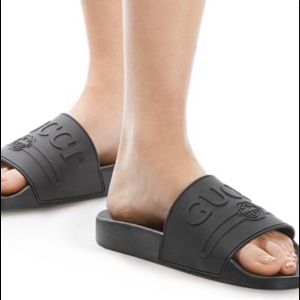 COPY - Gucci Black rubber slides